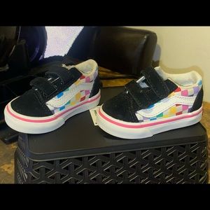 Childrens Old School checkered Vans